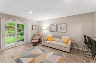 351 Pemberwick Rd, Greenwich, CT 06831 - Photo 8