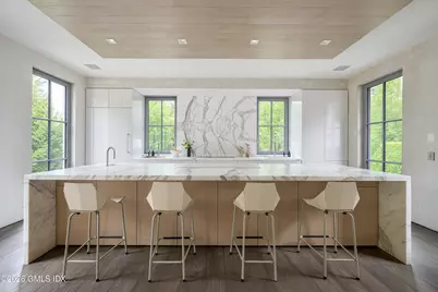 306 Round Hill Road, Greenwich, CT 06831 - Photo 8