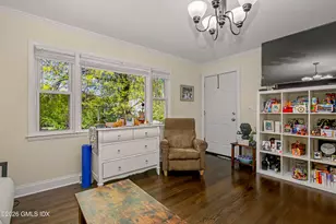 37 Pemberwick Rd, Greenwich, CT 06831 - Photo 4