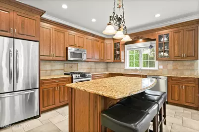 8 Rippowam Road #B, Greenwich, CT 06807 - Photo 8