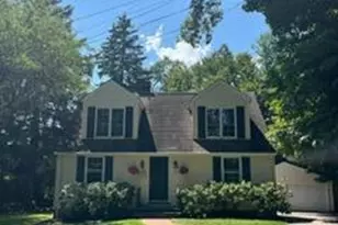 45 Thornhill Rd, Greenwich, CT 06878 - Photo 2