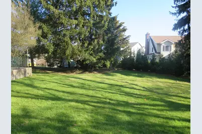 45 Thornhill Road, Greenwich, CT 06878 - Photo 22