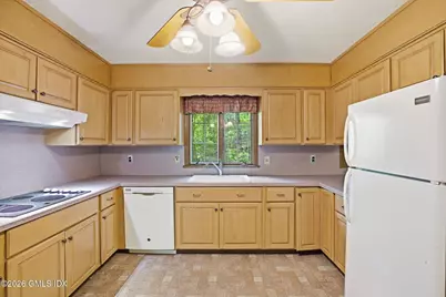86 Dandy Drive, Greenwich, CT 06807 - Photo 10