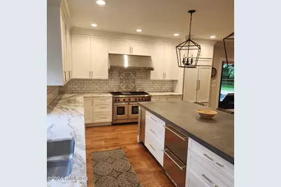2 Loch Lane, Greenwich, CT 06830 - Photo 16
