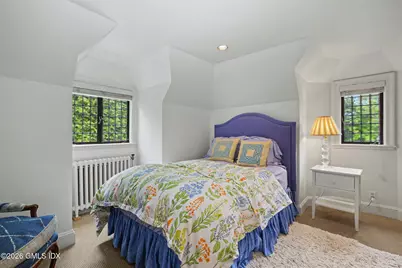 184 Stanwich Road, Greenwich, CT 06830 - Photo 32