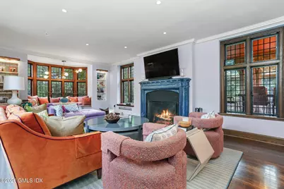 184 Stanwich Road, Greenwich, CT 06830 - Photo 6