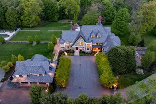 19 Khakum Dr, Greenwich, CT 06831 - Photo 2