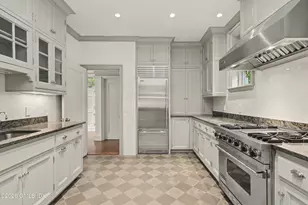 183 E Putnam Ave, Greenwich, CT 06830 - Photo 12