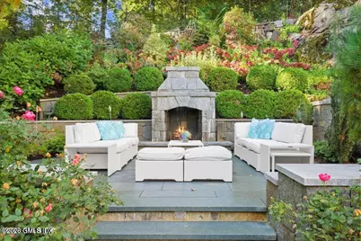 26 Round Hill Road, Greenwich, CT 06831 - Photo 4
