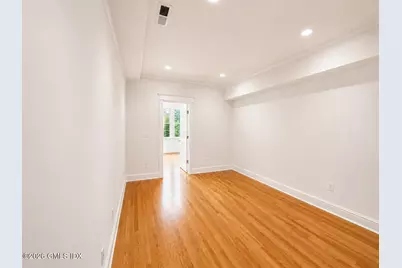 345 Greenwich Avenue #2, Greenwich, CT 06830 - Photo 4