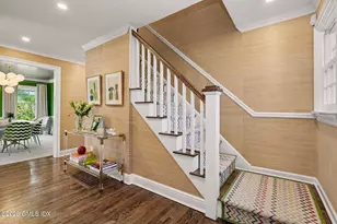 10 Newton St, Greenwich, CT 06878 - Photo 4
