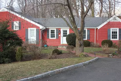 5 Wallasy Way, Greenwich, CT 06878 - Photo 4