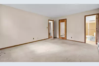 61 Angus Road North, Greenwich, CT 06831 - Photo 10