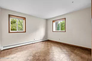 61 Angus Rd N, Greenwich, CT 06831 - Photo 16