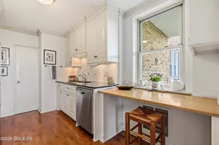 2 Putnam Hill, Greenwich, CT 06830 - Photo 20