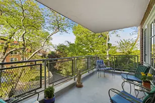 2 Putnam Hill, Greenwich, CT 06830 - Photo 8