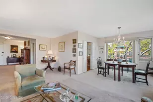 2 Putnam Hill, Greenwich, CT 06830 - Photo 14