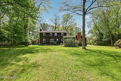 45 Carriage Drive, Stamford, CT 06902 - Photo 4