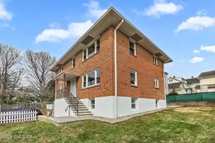 2 Grange St, Greenwich, CT 06830 - Photo 10