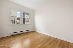 2 Grange St, Greenwich, CT 06830 - Photo 8