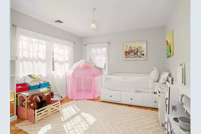 52 Hunt Terrace, Greenwich, CT 06831 - Photo 18