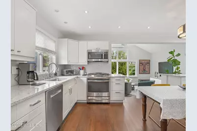 60 Lockwood Avenue, Old Greenwich, CT 06870 - Photo 8