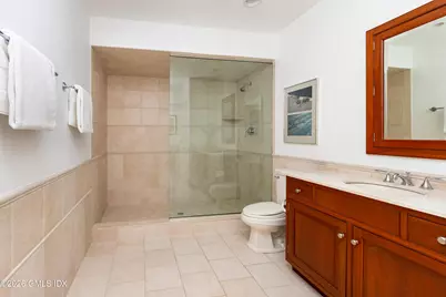 20 Oak Street, Greenwich, CT 06831 - Photo 40