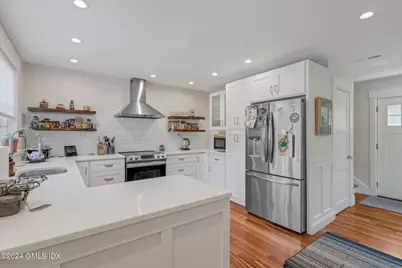 30 Chapel Street, Greenwich, CT 06831 - Photo 6