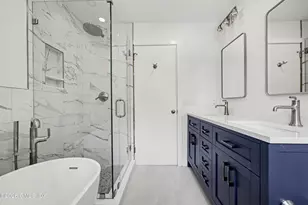 300 Stanwich Rd, Greenwich, CT 06830 - Photo 22