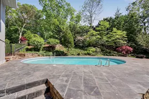 300 Stanwich Rd, Greenwich, CT 06830 - Photo 28