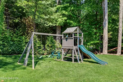 300 Stanwich Road, Greenwich, CT 06830 - Photo 28