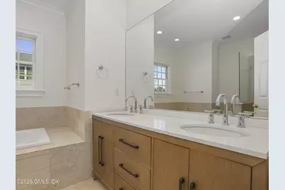 147 Holly Hill Lane #9, Greenwich, CT 06830 - Photo 18