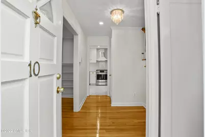 10 Macarthur Drive, Old Greenwich, CT 06870 - Photo 2