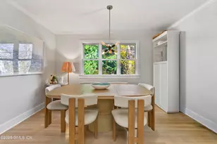 6 Meadowbank Rd, Old Greenwich, CT 06870 - Photo 10