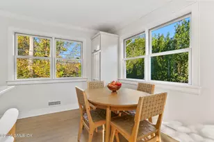 6 Meadowbank Rd, Old Greenwich, CT 06870 - Photo 4
