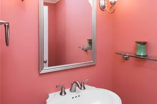 70 Riverdale Ave, Greenwich, CT 06831 - Photo 6