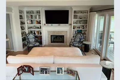 633 Steamboat Road #5, Greenwich, CT 06830 - Photo 8