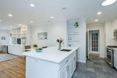25 Arnold Street, Old Greenwich, CT 06870 - Photo 6