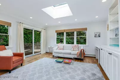 25 Arnold Street, Old Greenwich, CT 06870 - Photo 8