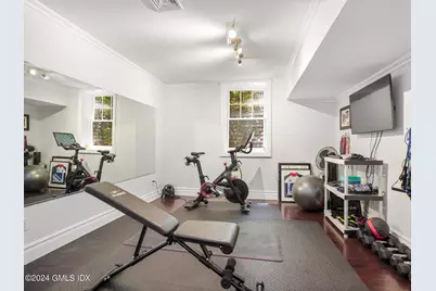 16 Laddins Rock Road, Old Greenwich, CT 06870 - Photo 22