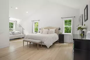 16 Laddins Rock Rd, Old Greenwich, CT 06870 - Photo 14