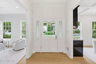 11 Hearthstone Drive, Greenwich, CT 06878 - Photo 4