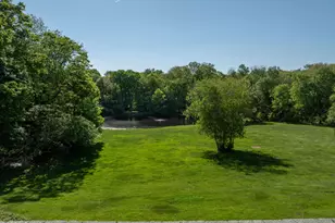 122 Round Hill Rd, Greenwich, CT 06831 - Photo 22