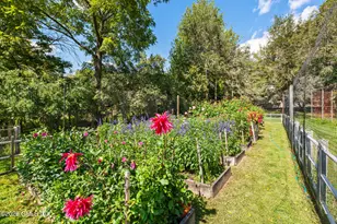 122 Round Hill Rd, Greenwich, CT 06831 - Photo 24