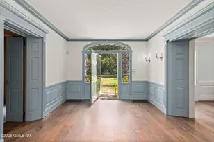 122 Round Hill Rd, Greenwich, CT 06831 - Photo 2