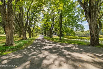122 Round Hill Road, Greenwich, CT 06831 - Photo 36