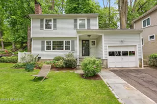 25 Center Dr, Old Greenwich, CT 06870 - Photo 2
