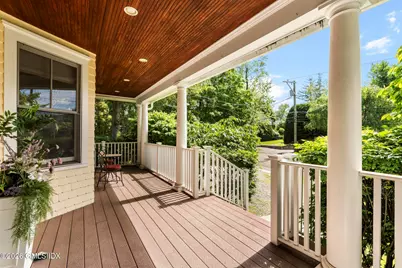 8 Highview Avenue, Old Greenwich, CT 06870 - Photo 2