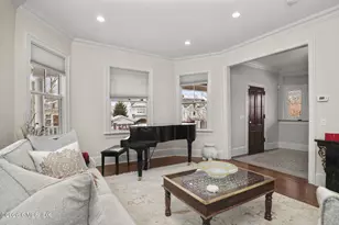 8 Highview Ave, Old Greenwich, CT 06870 - Photo 8
