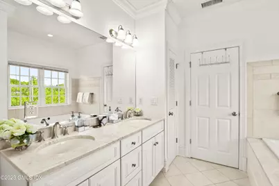 26 Edgewood Avenue #1, Greenwich, CT 06830 - Photo 24